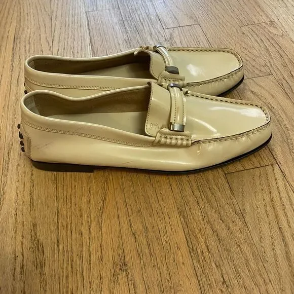 Authentic vintage JP Tod’s women’s leather loafers - Picture 1 of 9